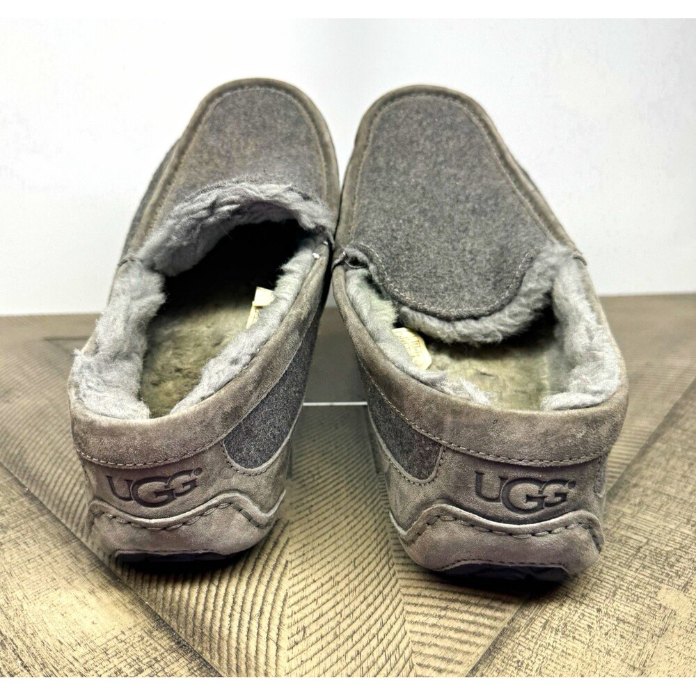 UGG Men’s Gray Suede Slip-On Lined Comfort Slippers US 12 EU 45